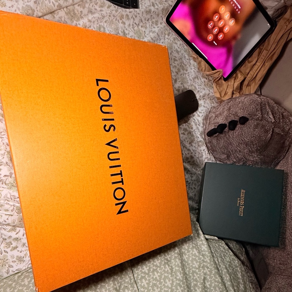 Vintage Orange Sneakers for Everyday Style